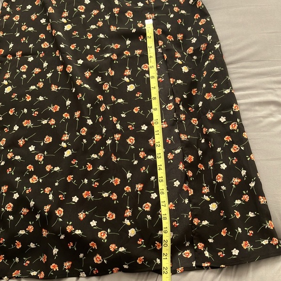 Floral skirt - Picture 8 of 8